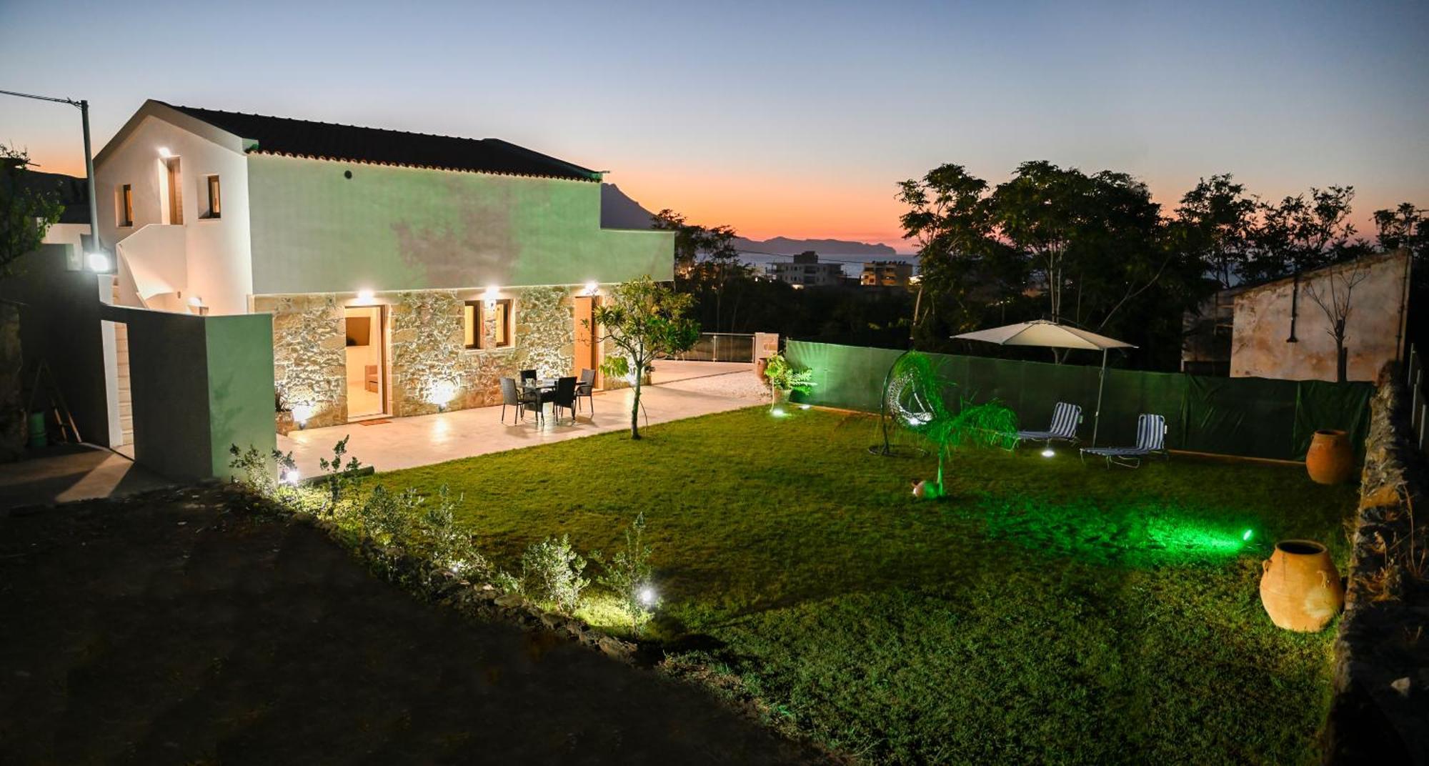 Eagle Bay Loft Apartment Kissamos Exterior photo