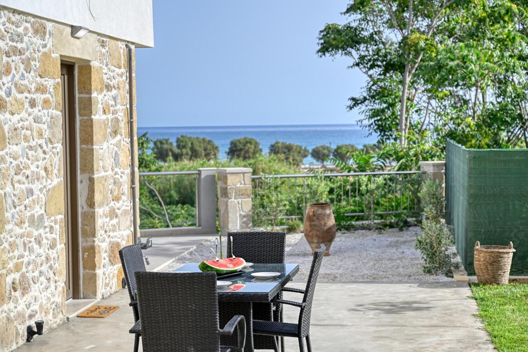 Eagle Bay Loft Apartment Kissamos Exterior photo