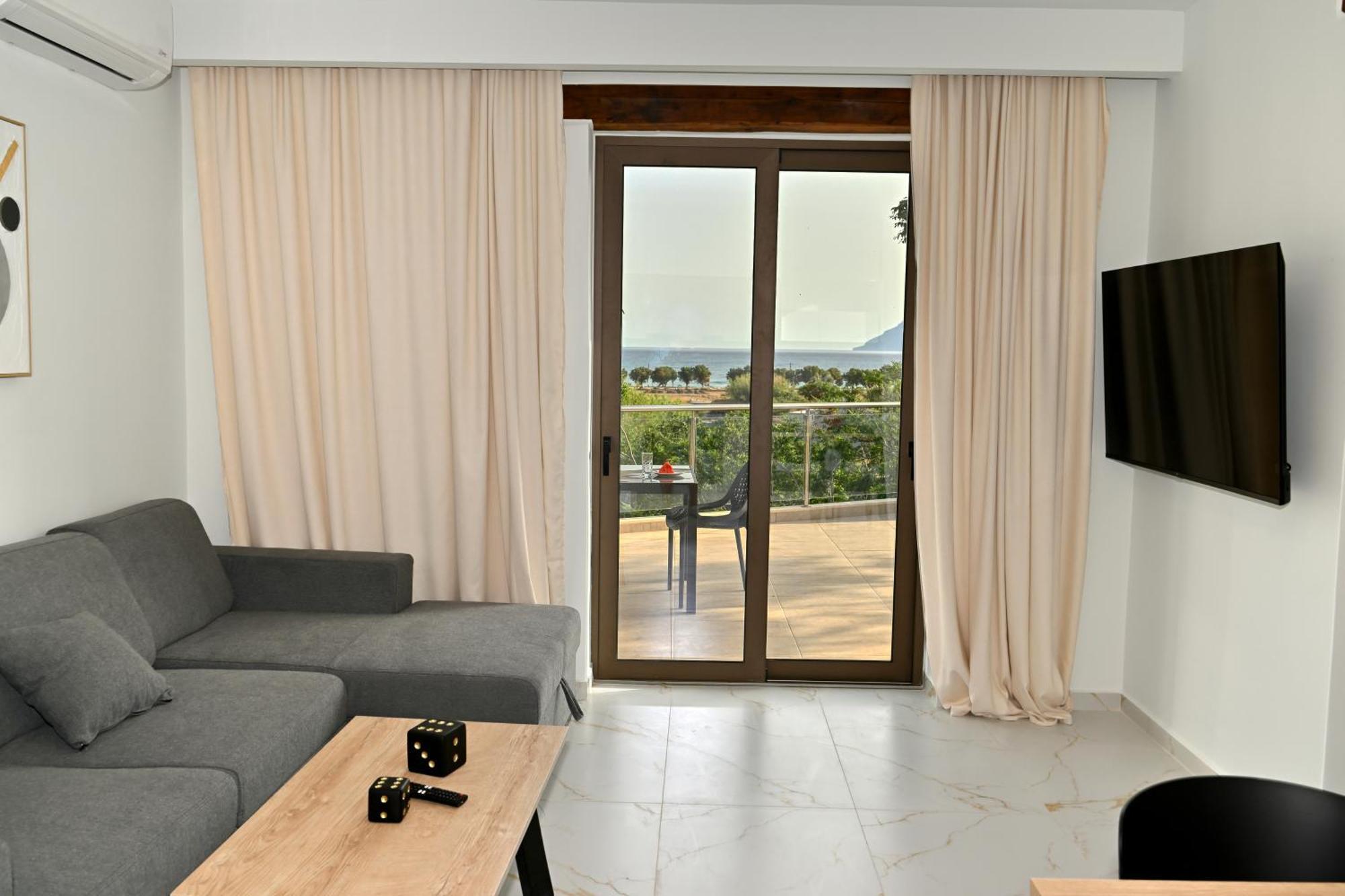 Eagle Bay Loft Apartment Kissamos Exterior photo