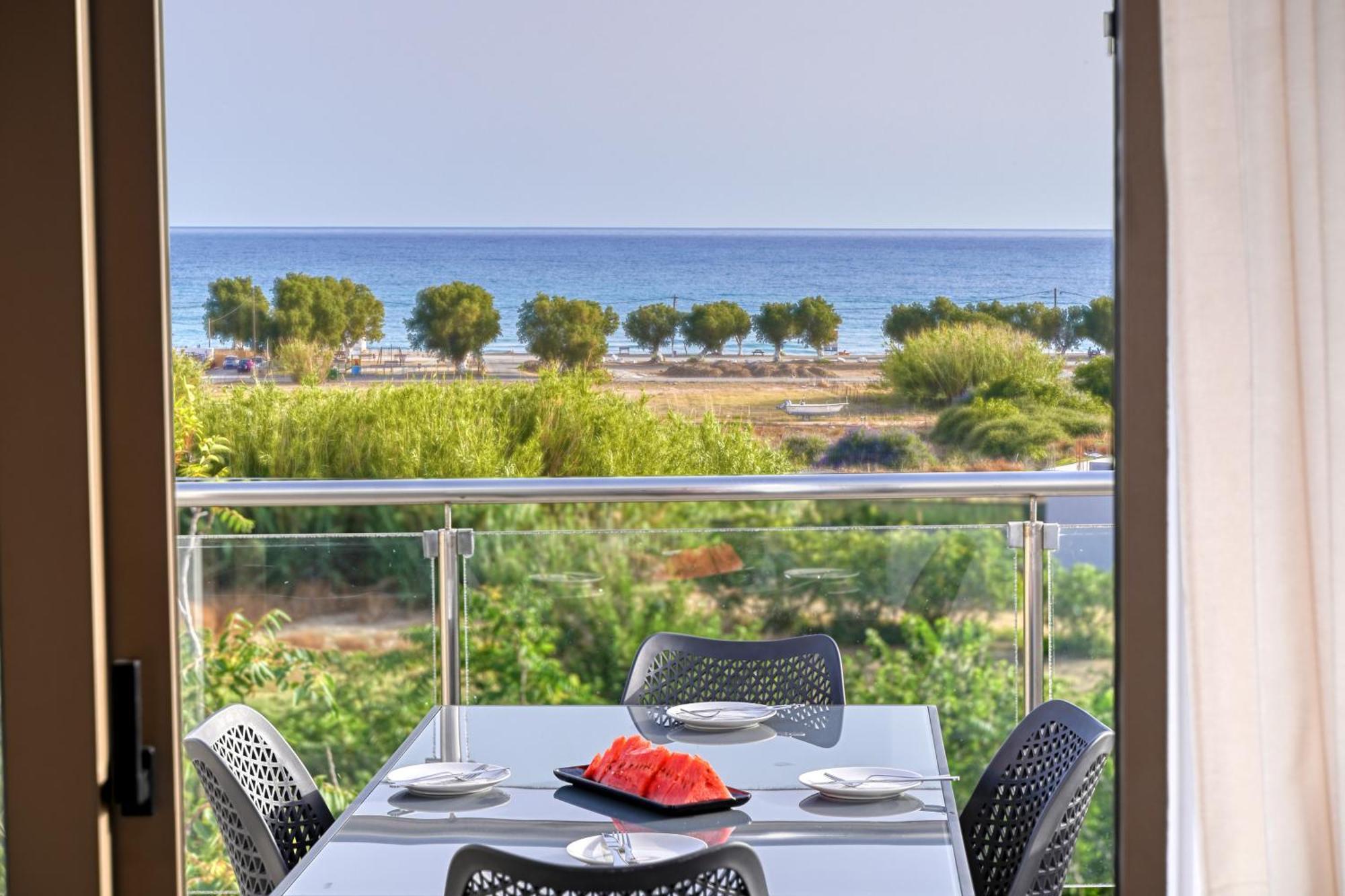 Eagle Bay Loft Apartment Kissamos Exterior photo