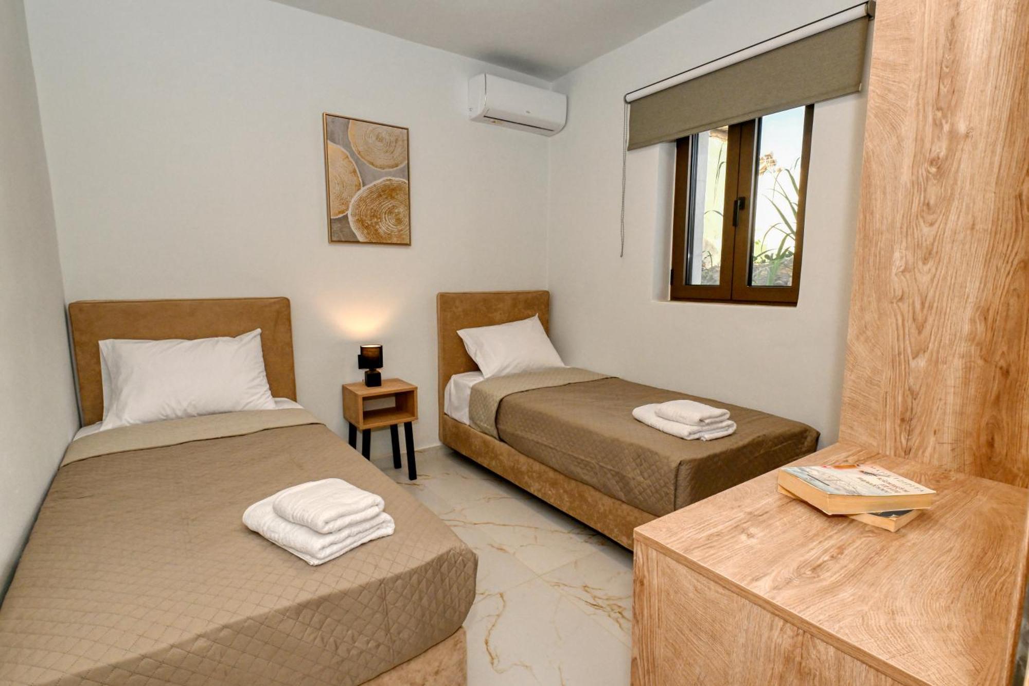 Eagle Bay Loft Apartment Kissamos Exterior photo